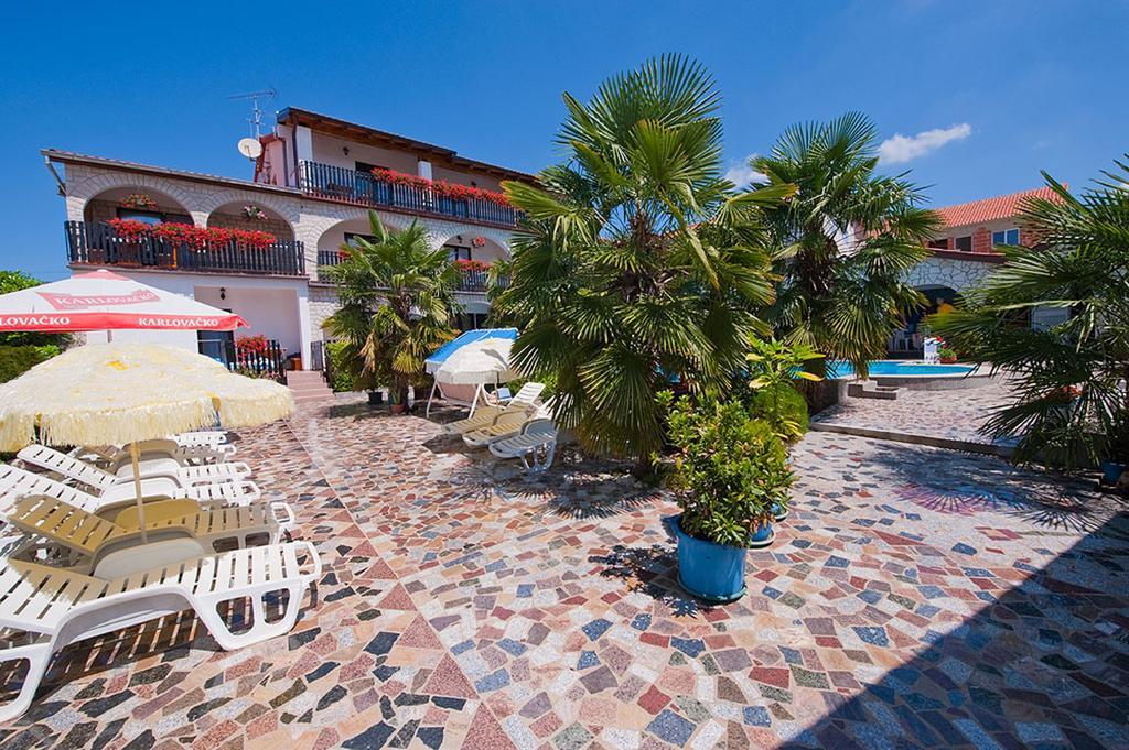 Apartments Paradis Rovinj Exterior foto