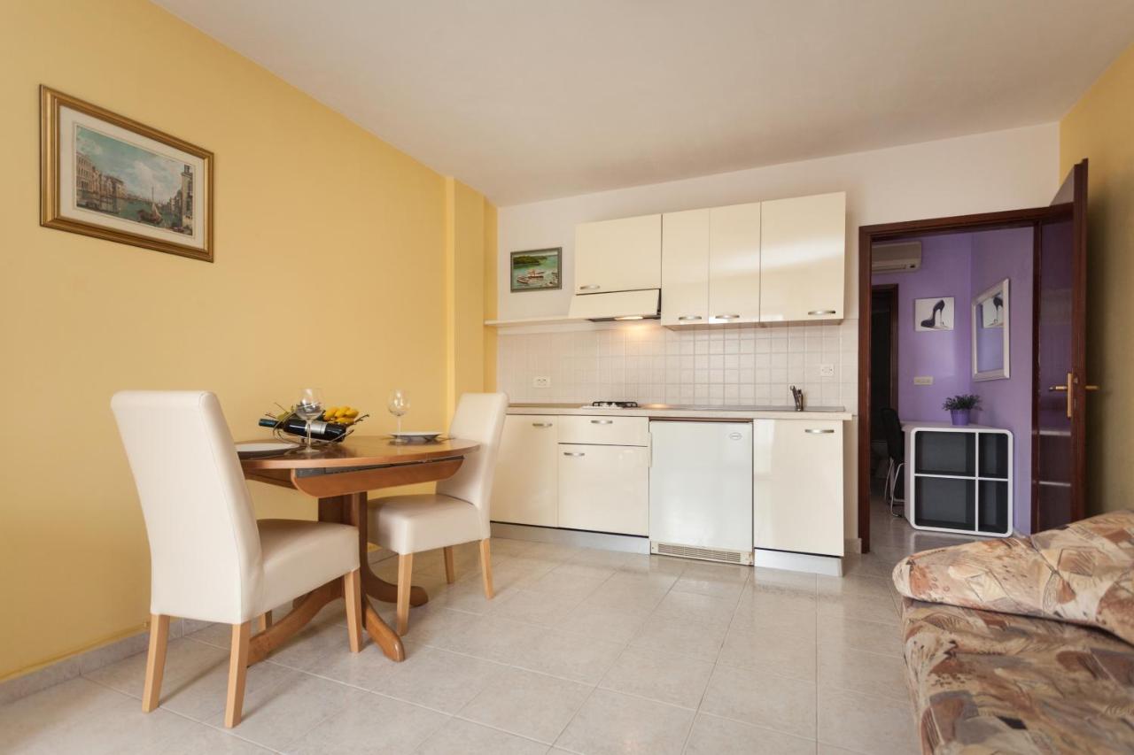 Apartments Paradis Rovinj Zimmer foto
